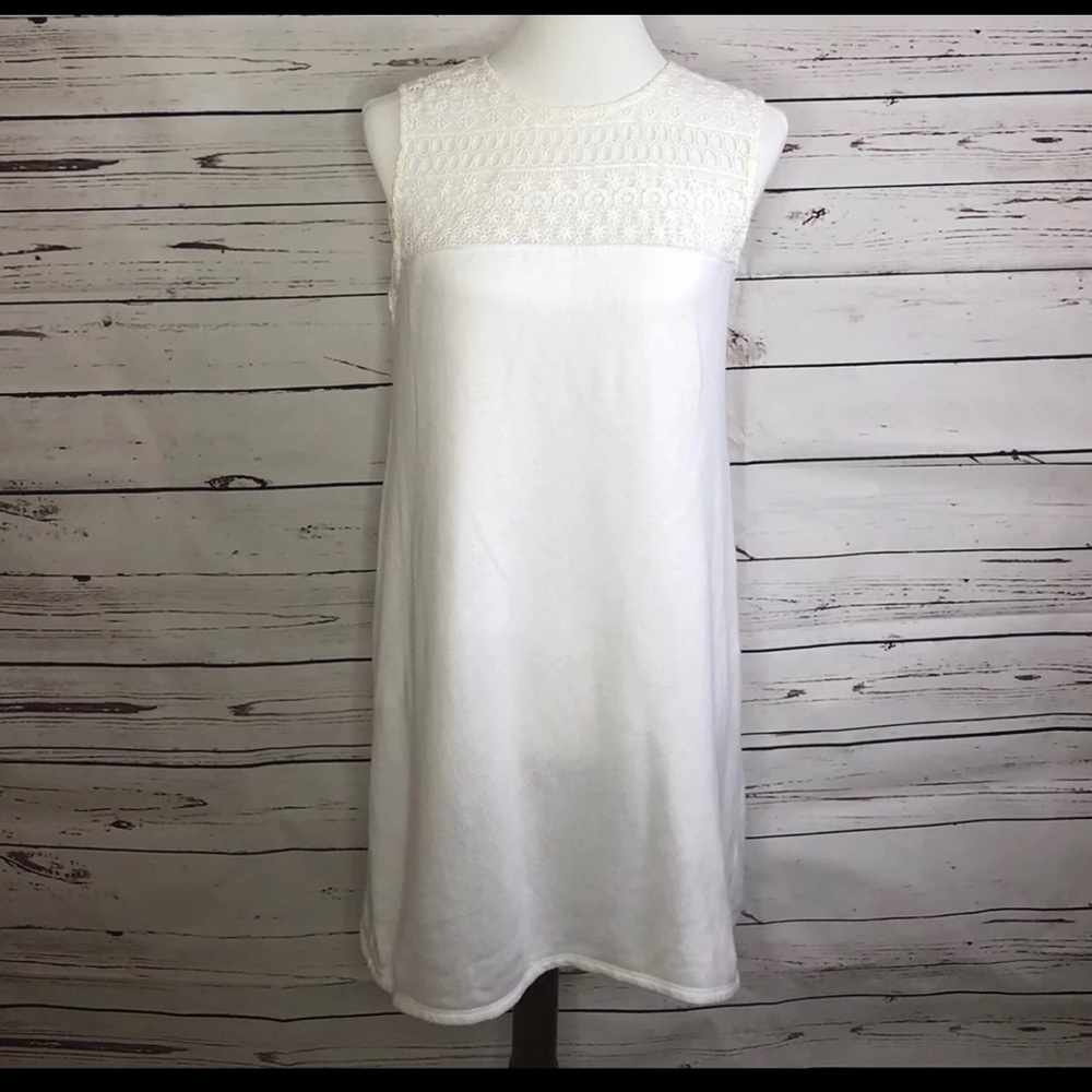 VS White Lace Swim Cover‎